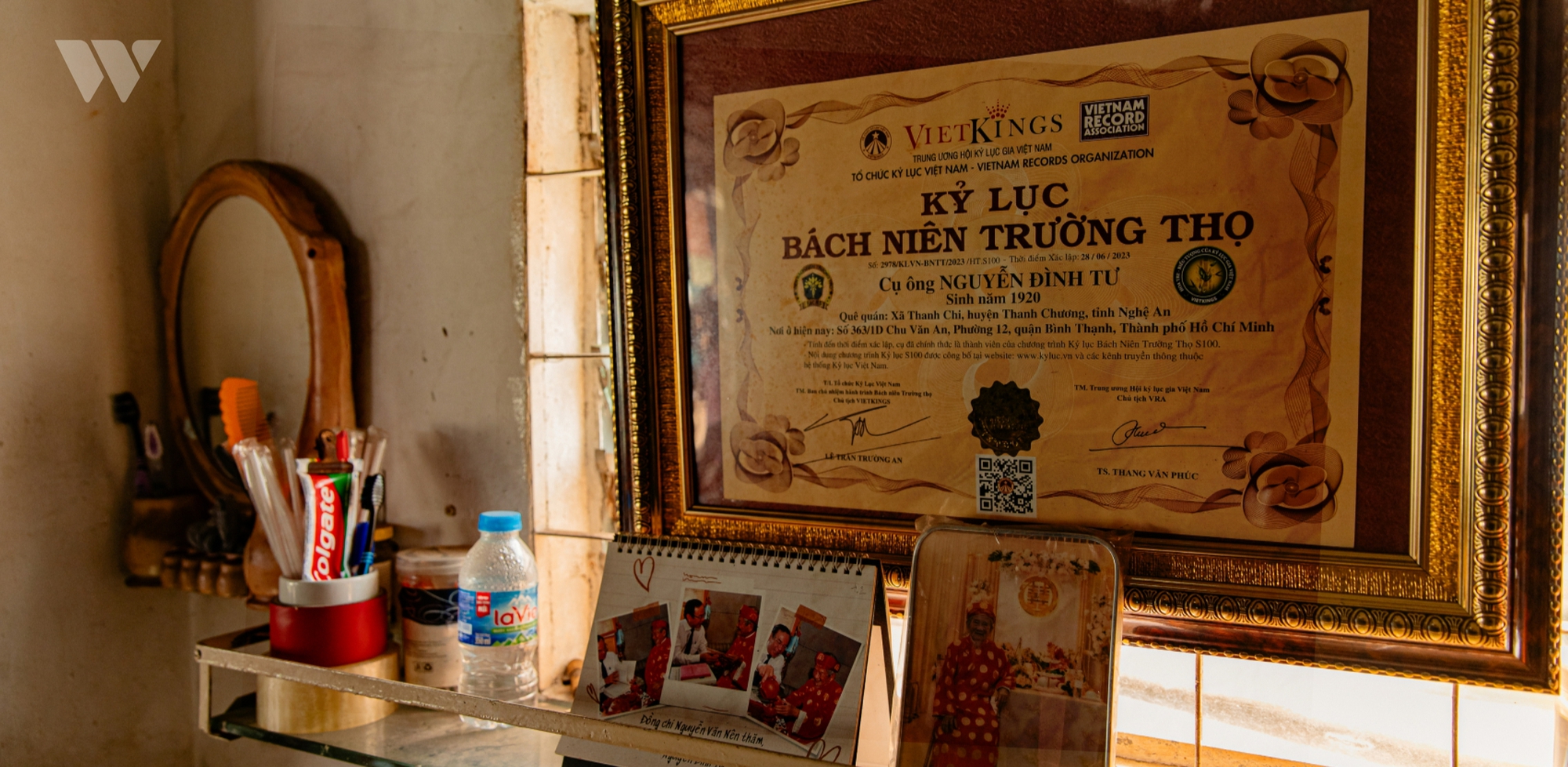 Cụ ông dành cả cuộc đời để lưu giữ ký ức về Tp.HCM- Ảnh 5. Cụ ông dành cả cuộc đời để lưu giữ ký ức về Tp.HCM- Ảnh 5.