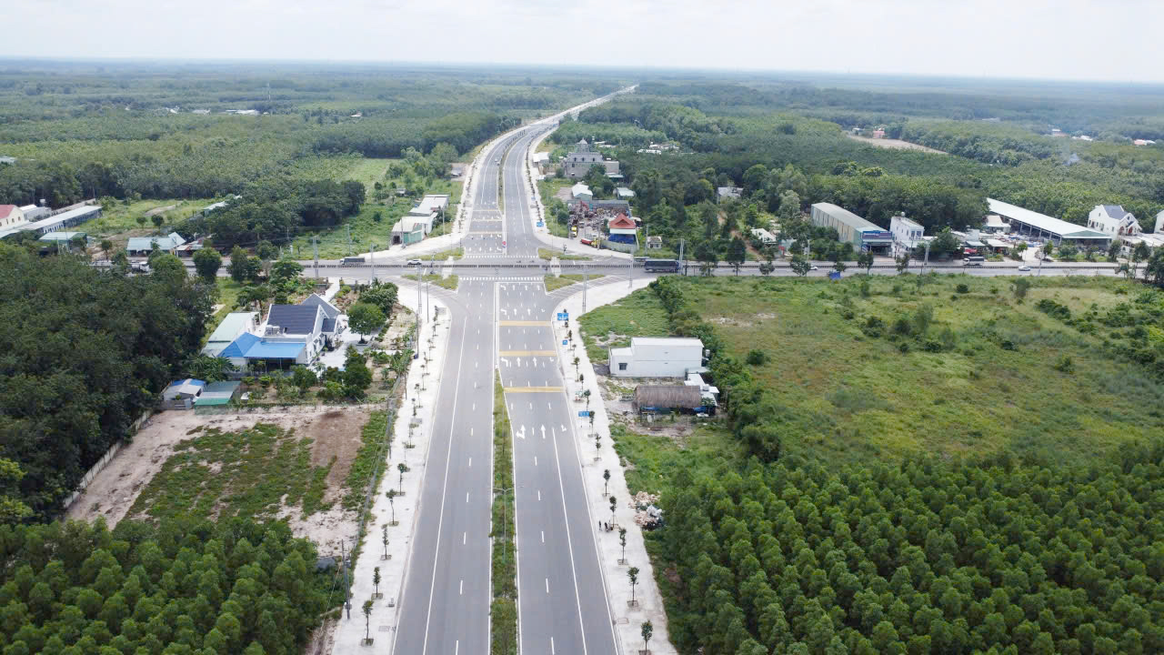 Bình Dương đặt chỉ tiêu thúc đẩy hạ tầng liên vùng, bất động sản nào có lợi?- Ảnh 1.