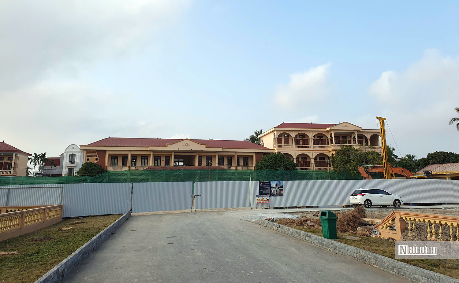 Hải Phòng: Tạm dừng thi công dự án xây dựng trụ sở huyện hơn 160 tỷ đồng- Ảnh 1. Hải Phòng: Tạm dừng thi công dự án xây dựng trụ sở huyện hơn 160 tỷ đồng- Ảnh 1.