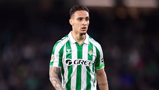 Antony tỏa sáng tại Real Betis, mong muốn ở lại thêm một mùa giải.