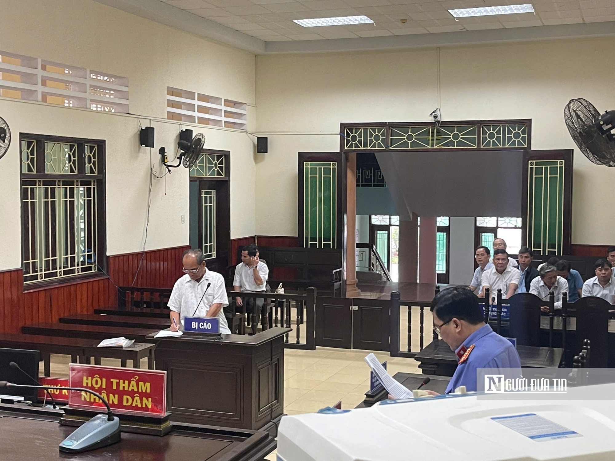 Phiên tòa xét xử cưu Bí thư Huyện ủy Vĩnh Thạnh Nguyễn Đình Kim. Ảnh:TT