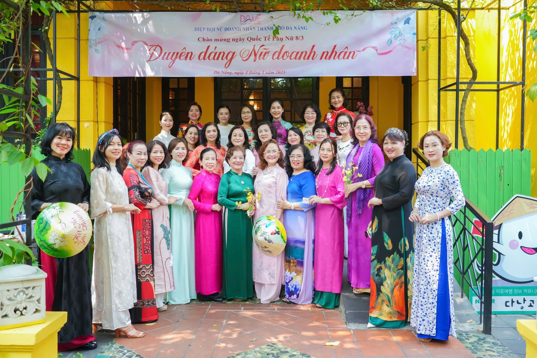 Chủ tịch Hiệp hội Nữ doanh nhân Đà Nẵng: Định vị lại giá trị trong thời đại AI- Ảnh 2. Chủ tịch Hiệp hội Nữ doanh nhân Đà Nẵng: Định vị lại giá trị trong thời đại AI- Ảnh 2.