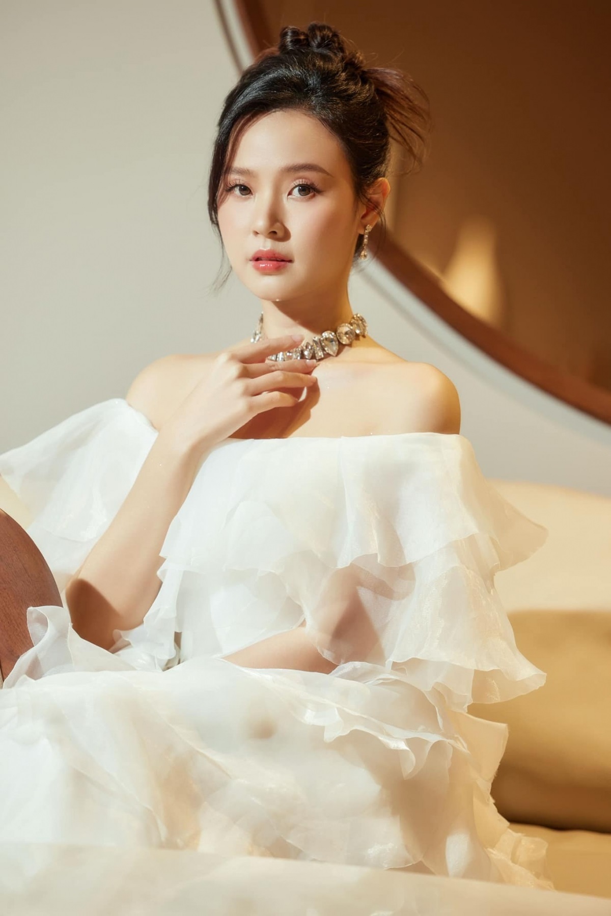 Hotgirl Midu: Lấy chồng giàu có nhưng vẫn làm một điều đúng chuẩn "người đẹp tri thức"- Ảnh 1. Hotgirl Midu: Lấy chồng giàu có nhưng vẫn làm một điều đúng chuẩn "người đẹp tri thức"- Ảnh 1.