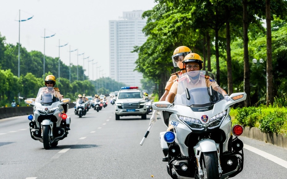 Hà Nội cấm nhiều tuyến đường từ ngày mai (7/8)
- Ảnh 2.