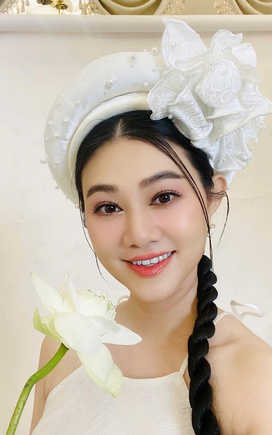 Cô đào tài hoa và xinh đẹp bậc nhất làng cải lương sở hữu nhiều tài sản giá trị, tuổi 44 vẫn lẻ bóng- Ảnh 1. Cô đào tài hoa và xinh đẹp bậc nhất làng cải lương sở hữu nhiều tài sản giá trị, tuổi 44 vẫn lẻ bóng- Ảnh 1.
