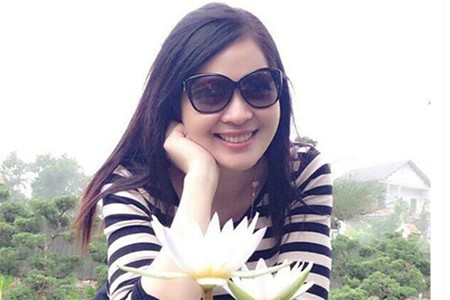Sau hơn 30 năm đăng quang Á hậu 1, "Đóa hoa yêu kiều" của xứ Tuyên hiện thế nào?- Ảnh 7. Sau hơn 30 năm đăng quang Á hậu 1, "Đóa hoa yêu kiều" của xứ Tuyên hiện thế nào?- Ảnh 7.