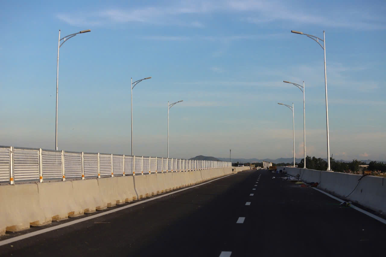 Nghệ An đề xuất phương án đầu tư cao tốc Vinh – Thanh Thuỷ 22.000 tỷ đồng- Ảnh 2. Nghệ An đề xuất phương án đầu tư cao tốc Vinh – Thanh Thuỷ 22.000 tỷ đồng- Ảnh 2.