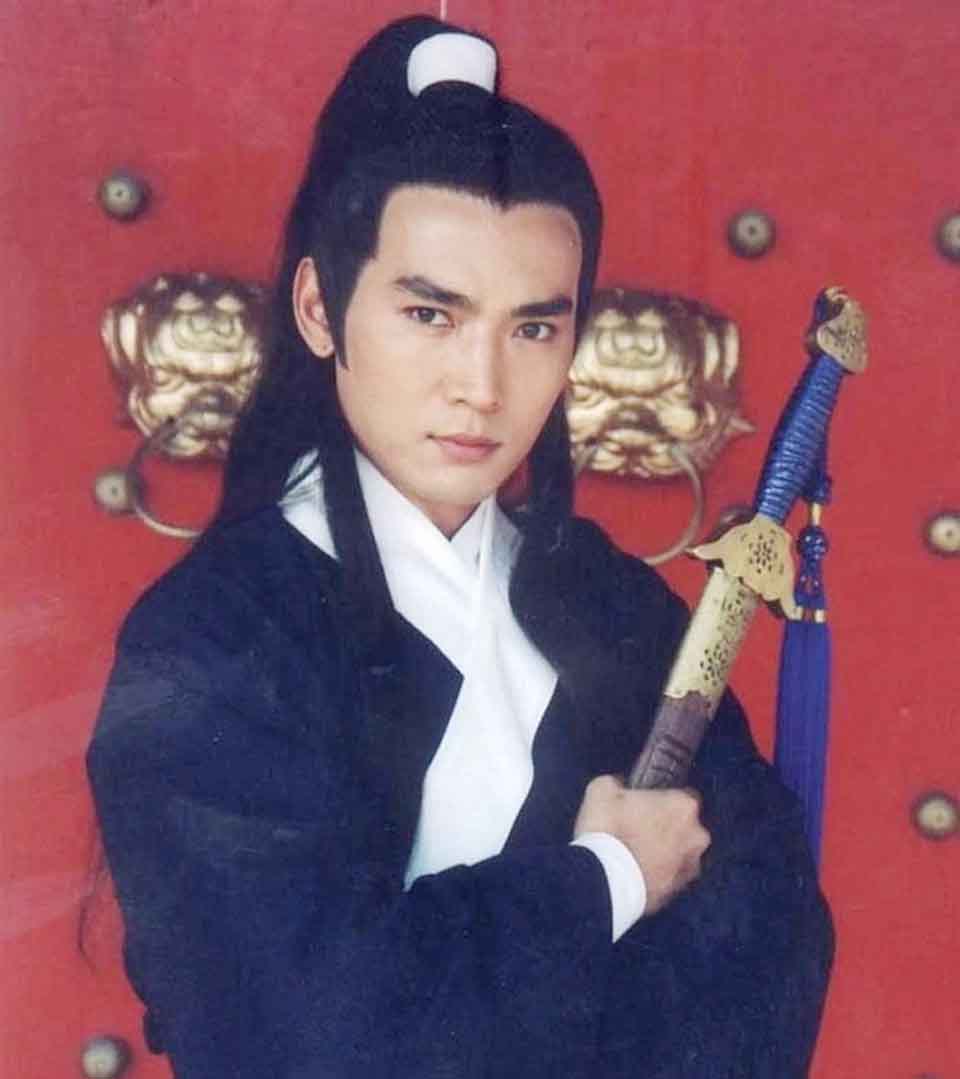 Tuổi 57 của "đệ nhất mỹ nam cổ trang" một thời: Sống bình dị, dành đam mê cho nhiếp ảnh- Ảnh 4. Tuổi 57 của "đệ nhất mỹ nam cổ trang" một thời: Sống bình dị, dành đam mê cho nhiếp ảnh- Ảnh 4.