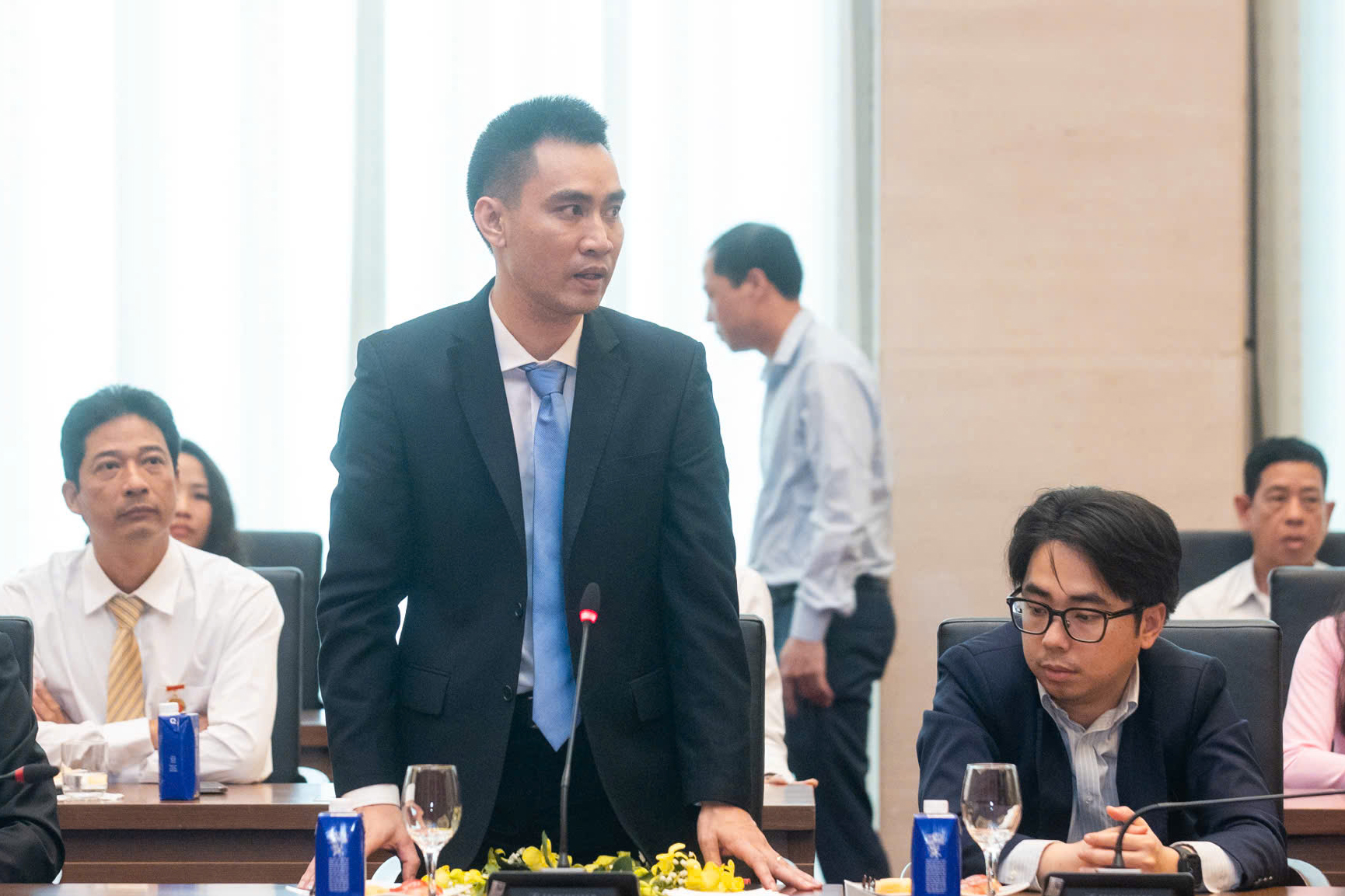 Chủ tịch Quốc hội Trần Thanh Mẫn: Ghi nhận và trân trọng đóng góp của những người lao động nơi tuyến đầu của ngành năng lượng quốc gia- Ảnh 6. Chủ tịch Quốc hội Trần Thanh Mẫn: Ghi nhận và trân trọng đóng góp của những người lao động nơi tuyến đầu của ngành năng lượng quốc gia- Ảnh 6.
