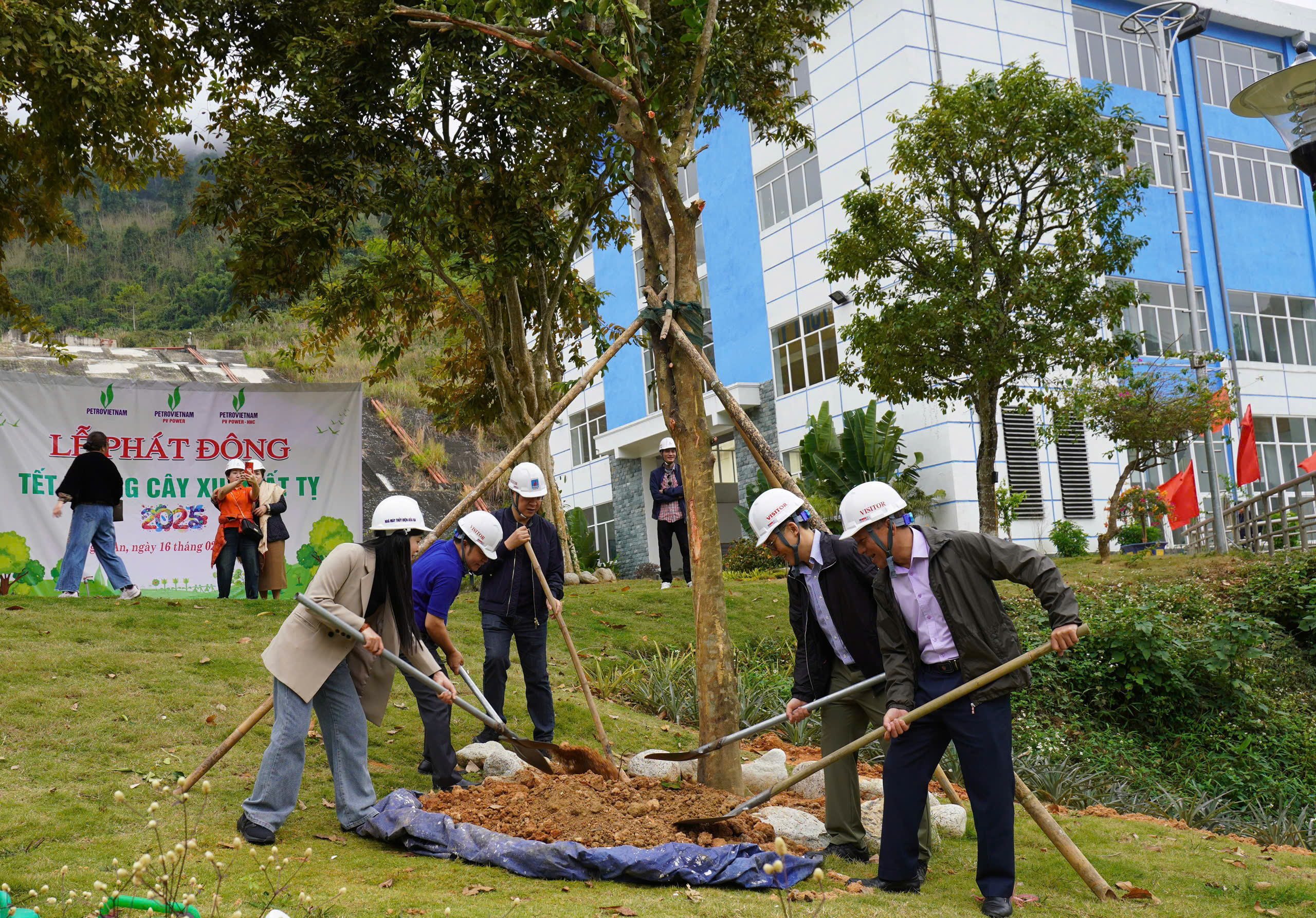 Thủy điện Hủa Na: Thị trường chứng khoán thúc đẩy huy động vốn, mở rộng sản xuất- Ảnh 3.