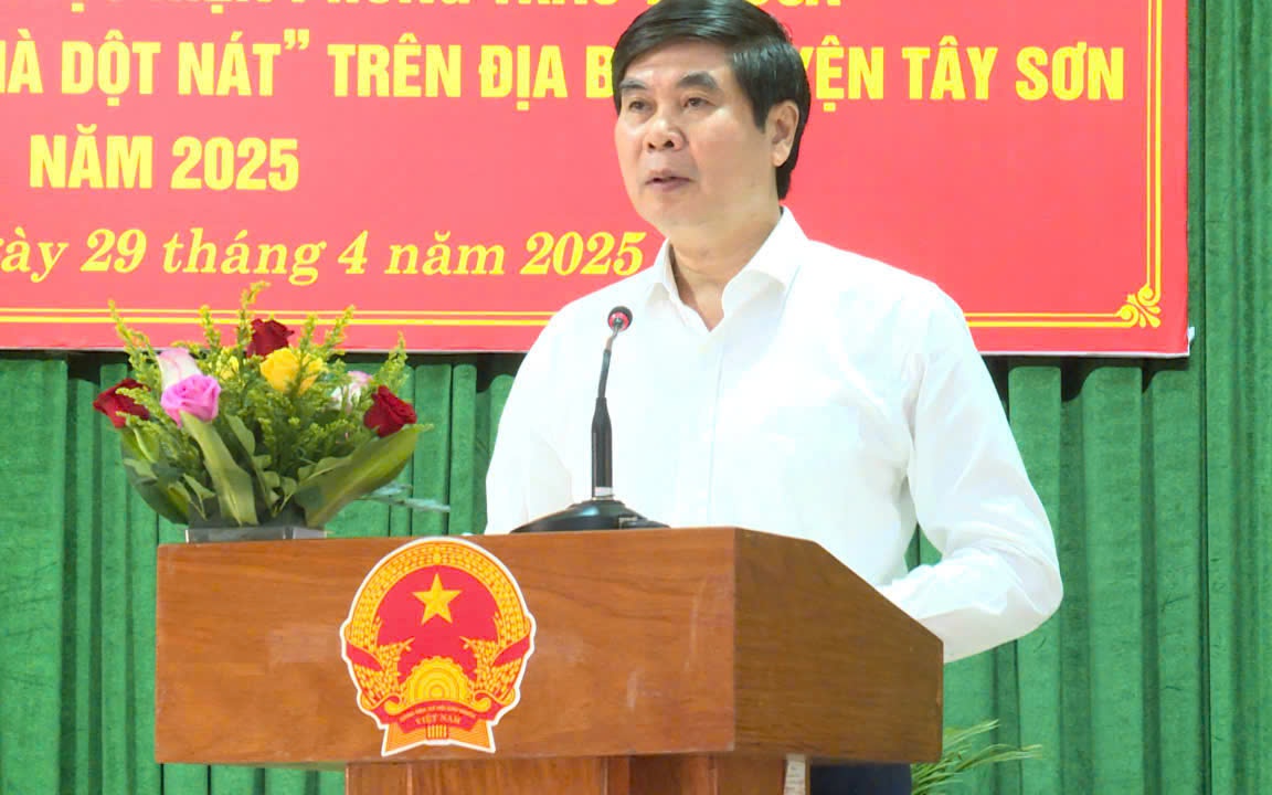 Bình Định hoàn thành chương trình xóa nhà tạm, nhà dột nát- Ảnh 4. Bình Định: Sau sửa nhà dột nát, phải lo kinh tế cho hộ nghèo