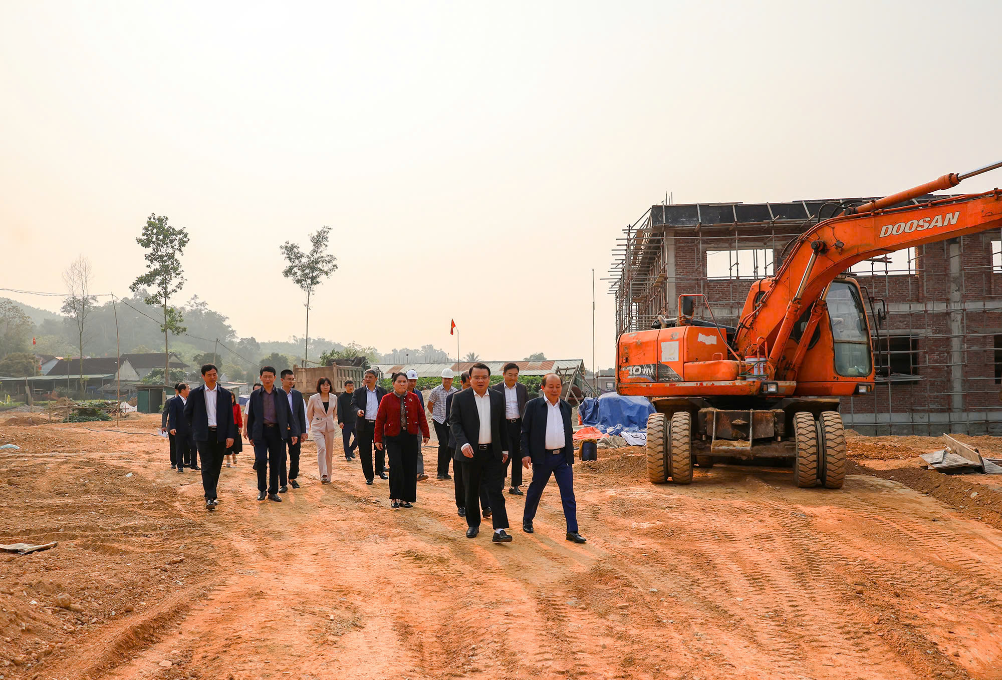 Đẩy nhanh tiến độ dự án trường nội trú hơn 80 tỷ đồng có nguy cơ chậm tiến độ- Ảnh 3. Đẩy nhanh tiến độ dự án trường nội trú hơn 80 tỷ đồng có nguy cơ chậm tiến độ- Ảnh 3.