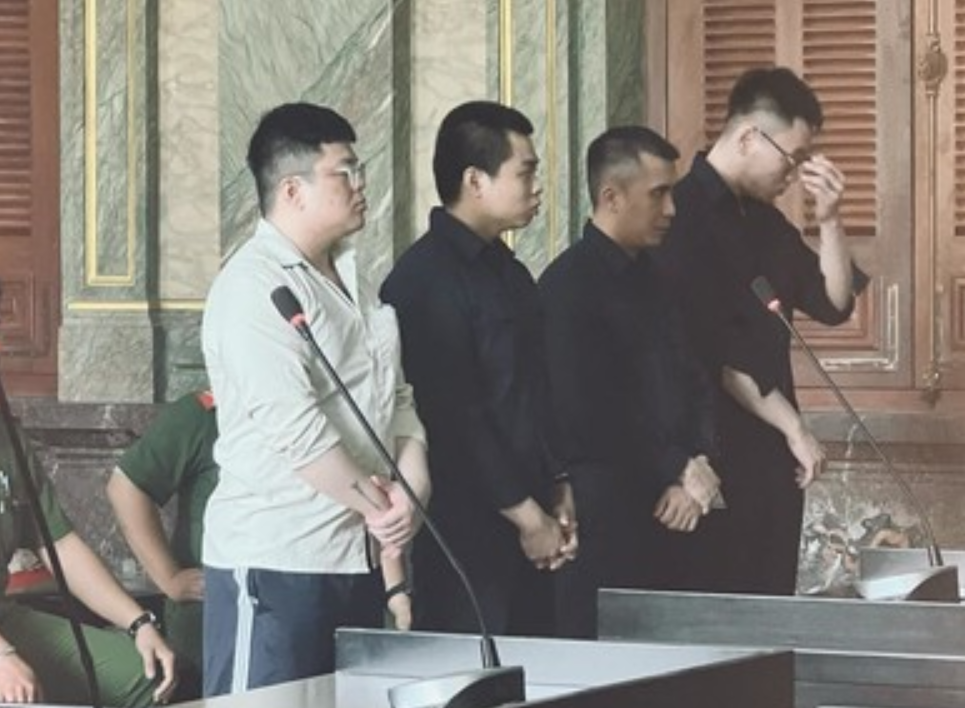 Tuyên phạt các bị cáo mua bán “cái chết trắng” số lượng lớn- Ảnh 1. Tuyên phạt các bị cáo mua bán “cái chết trắng” số lượng lớn- Ảnh 1.