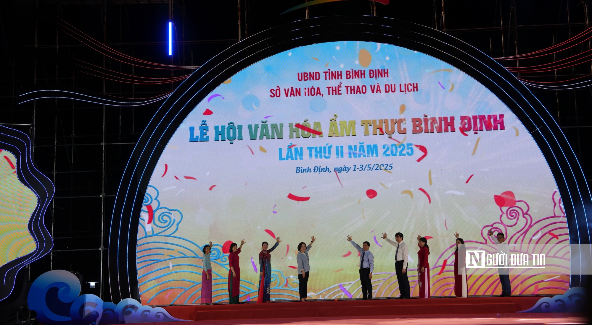 Lễ hội ẩm thực Bình Định lần thứ 2 năm 2025 chính thức khai mạc vào tối 1/5. Ảnh: Thu Dịu
