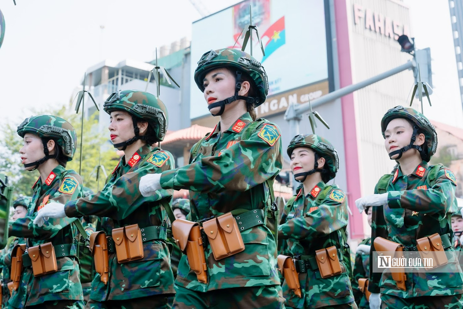 Minh chứng rõ nét cho sự trưởng thành toàn diện của lực lượng vũ trang nhân dân Việt Nam- Ảnh 5. Minh chứng rõ nét cho sự trưởng thành toàn diện của lực lượng vũ trang nhân dân Việt Nam- Ảnh 5.