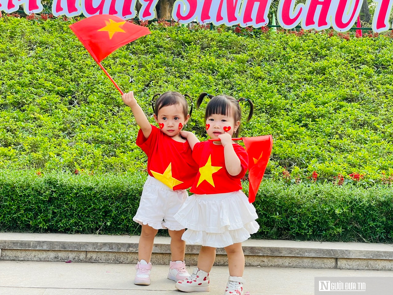 Quê Bác đón hàng vạn du khách về thăm dịp lễ 30/4- 1/5- Ảnh 8. Quê Bác đón hàng vạn du khách về thăm dịp lễ 30/4- 1/5- Ảnh 8.