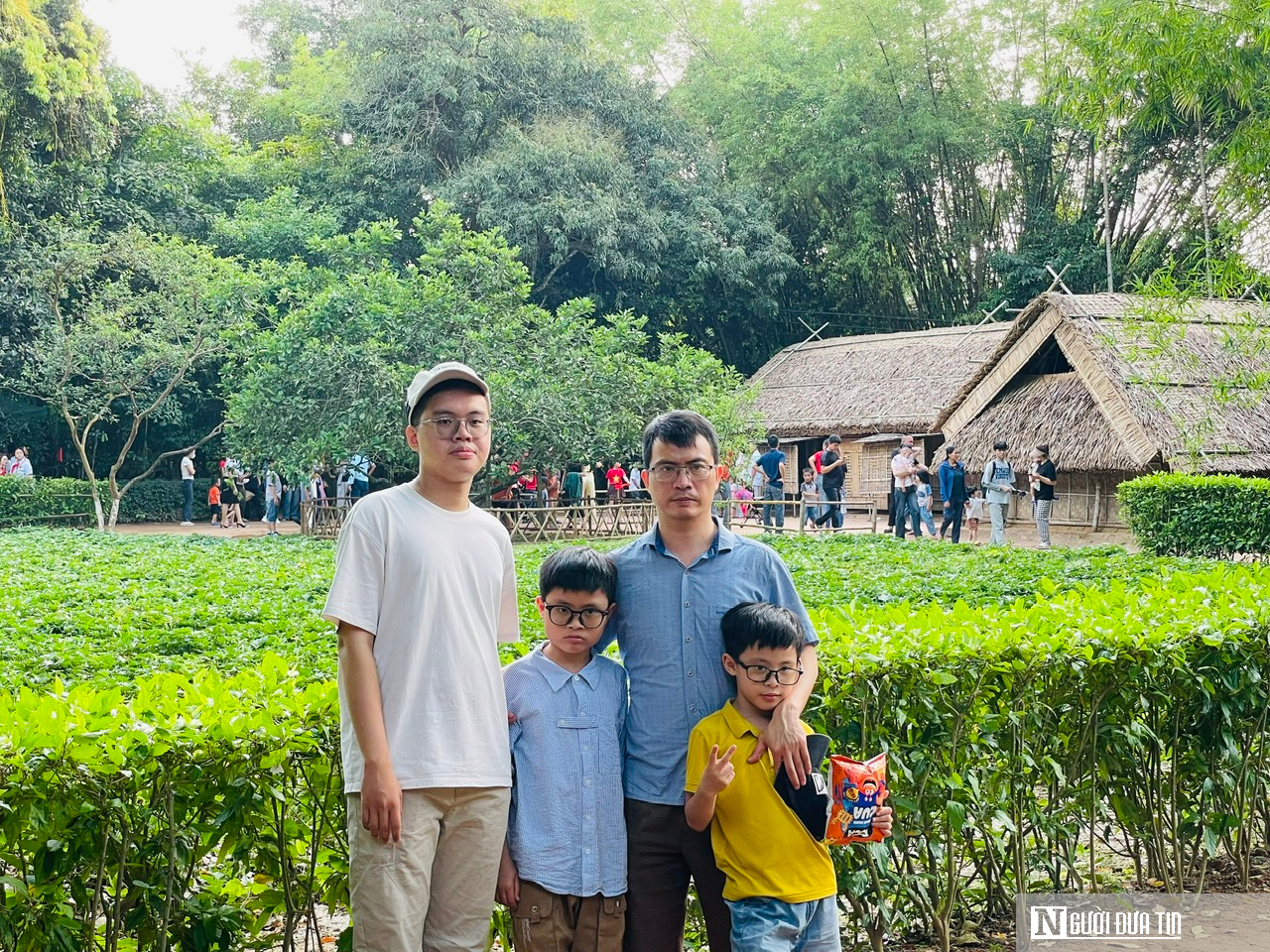 Quê Bác đón hàng vạn du khách về thăm dịp lễ 30/4- 1/5- Ảnh 10. Quê Bác đón hàng vạn du khách về thăm dịp lễ 30/4- 1/5- Ảnh 10.