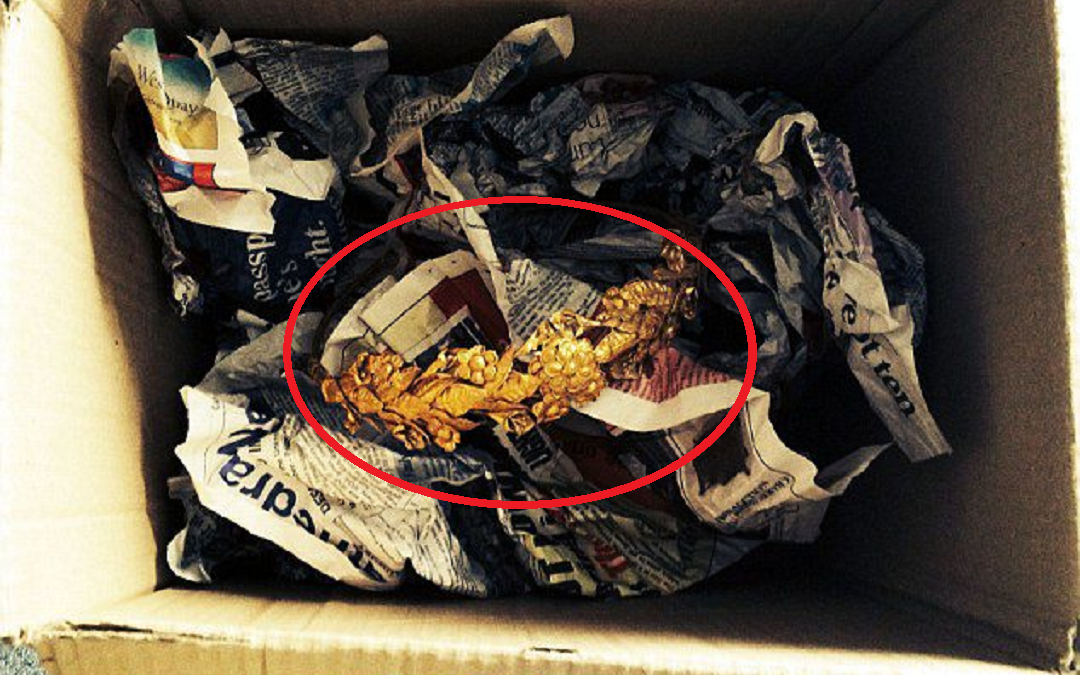 Quét rác 30 ngày, chủ tiệm vàng "đút túi" hơn 7,4 tỷ đồng - Ảnh 2.