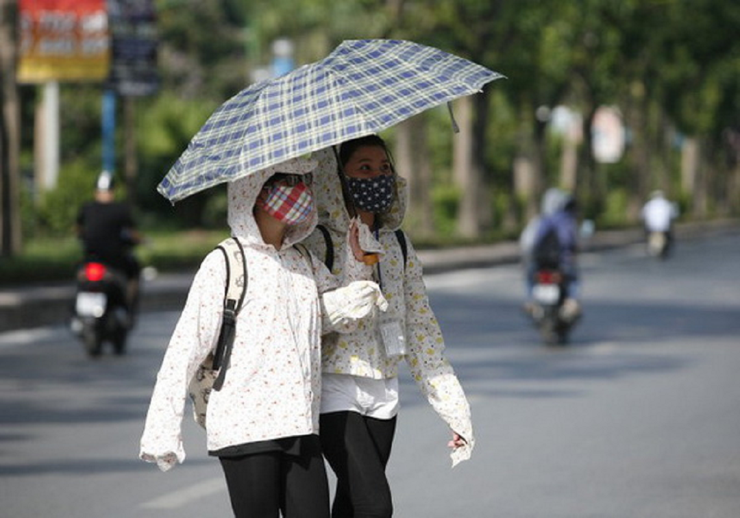 Dự báo thời tiết ngày 2/5: Đề phòng thời tiết nguy hiểm trên đất liền và trên biển- Ảnh 1. Dự báo thời tiết ngày 2/5: Đề phòng thời tiết nguy hiểm trên đất liền và trên biển- Ảnh 1.