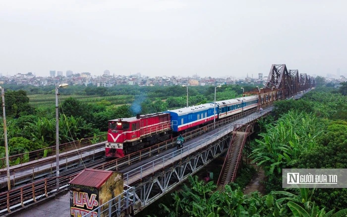 Đẩy nhanh tiến độ dự án đường sắt Lào Cai - Hà Nội - Hải Phòng- Ảnh 1. Đẩy nhanh tiến độ dự án đường sắt Lào Cai - Hà Nội - Hải Phòng- Ảnh 1.