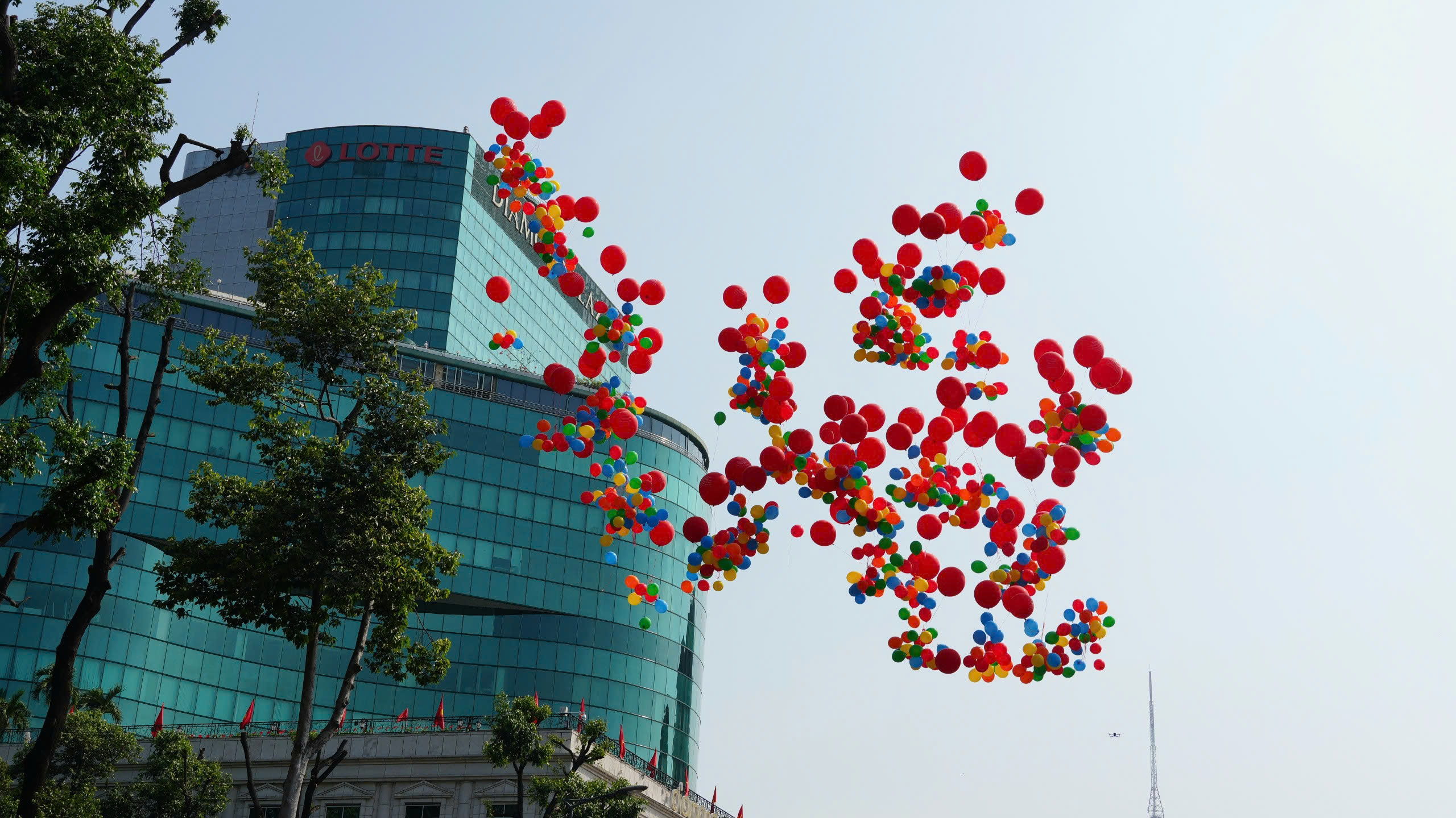 Minh chứng rõ nét cho sự trưởng thành toàn diện của lực lượng vũ trang nhân dân Việt Nam- Ảnh 22. Minh chứng rõ nét cho sự trưởng thành toàn diện của lực lượng vũ trang nhân dân Việt Nam- Ảnh 22.