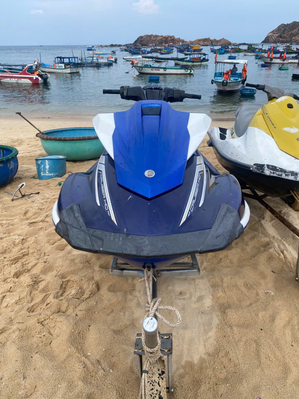 Vụ tai nạn mô tô nước tại Bình Định: Lãnh đạo địa phương thăm hỏi, chia sẻ với gia đình nạn nhân- Ảnh 3. Vụ tai nạn mô tô nước tại Bình Định: Lãnh đạo địa phương thăm hỏi, chia sẻ với gia đình nạn nhân- Ảnh 3.