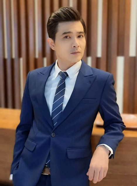 Quang Sự: Đời tư kín tiếng nhưng có con gái được gọi là "hoa hậu tương lai"- Ảnh 7. Quang Sự: Đời tư kín tiếng nhưng có con gái được gọi là "hoa hậu tương lai"- Ảnh 7.