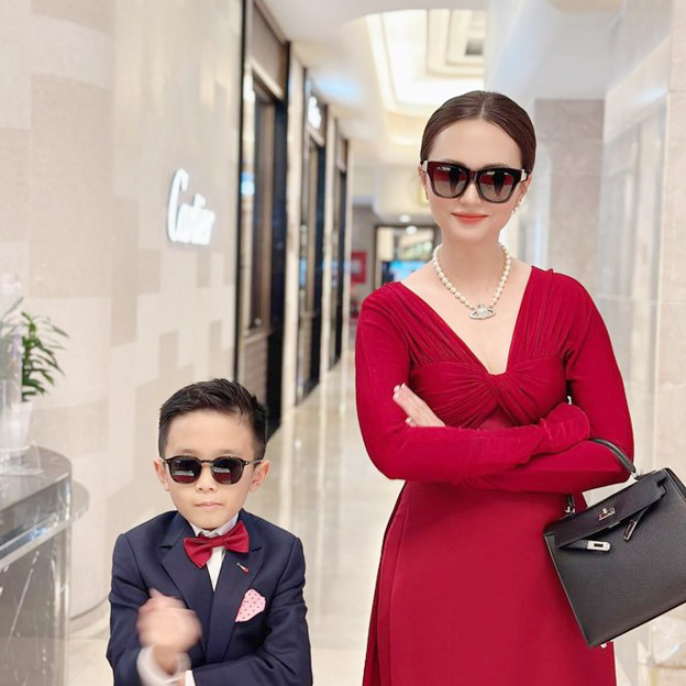 Tiểu thư Hà thành sau 10 năm làm vợ cầu thủ tài năng- Ảnh 8. Tiểu thư Hà thành sau 10 năm làm vợ cầu thủ tài năng- Ảnh 8.