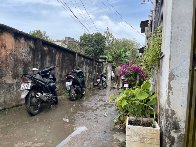 Chỉ để hy vọng con người thương yêu nhau hơn- Ảnh 1. Chỉ để hy vọng con người thương yêu nhau hơn- Ảnh 1.