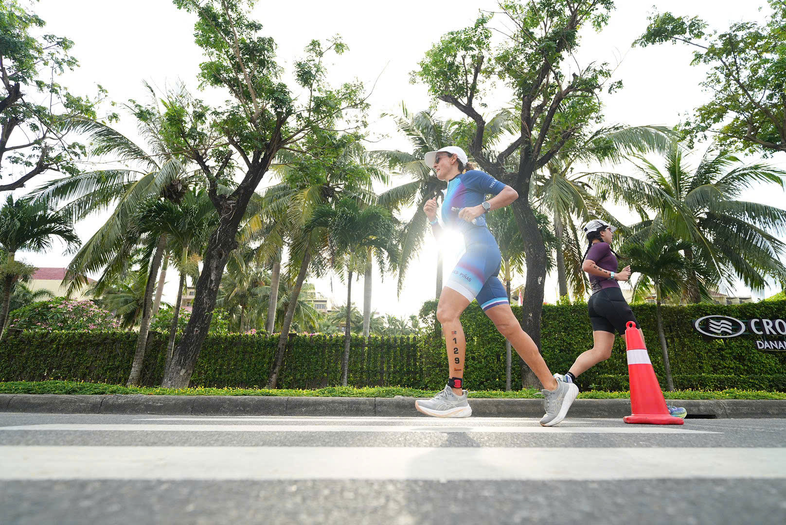 IRONMAN 70.3 Đà Nẵng là sự kiện nằm trong hệ thống giải ba môn phối hợp toàn cầu, do Tập đoàn Sunrise Events Việt Nam tổ chức dưới sự hỗ trợ của UBND thành phố Đà Nẵng. IRONMAN 70.3 Đà Nẵng là sự kiện nằm trong hệ thống giải ba môn phối hợp toàn cầu, do Tập đoàn Sunrise Events Việt Nam tổ chức dưới sự hỗ trợ của UBND thành phố Đà Nẵng.