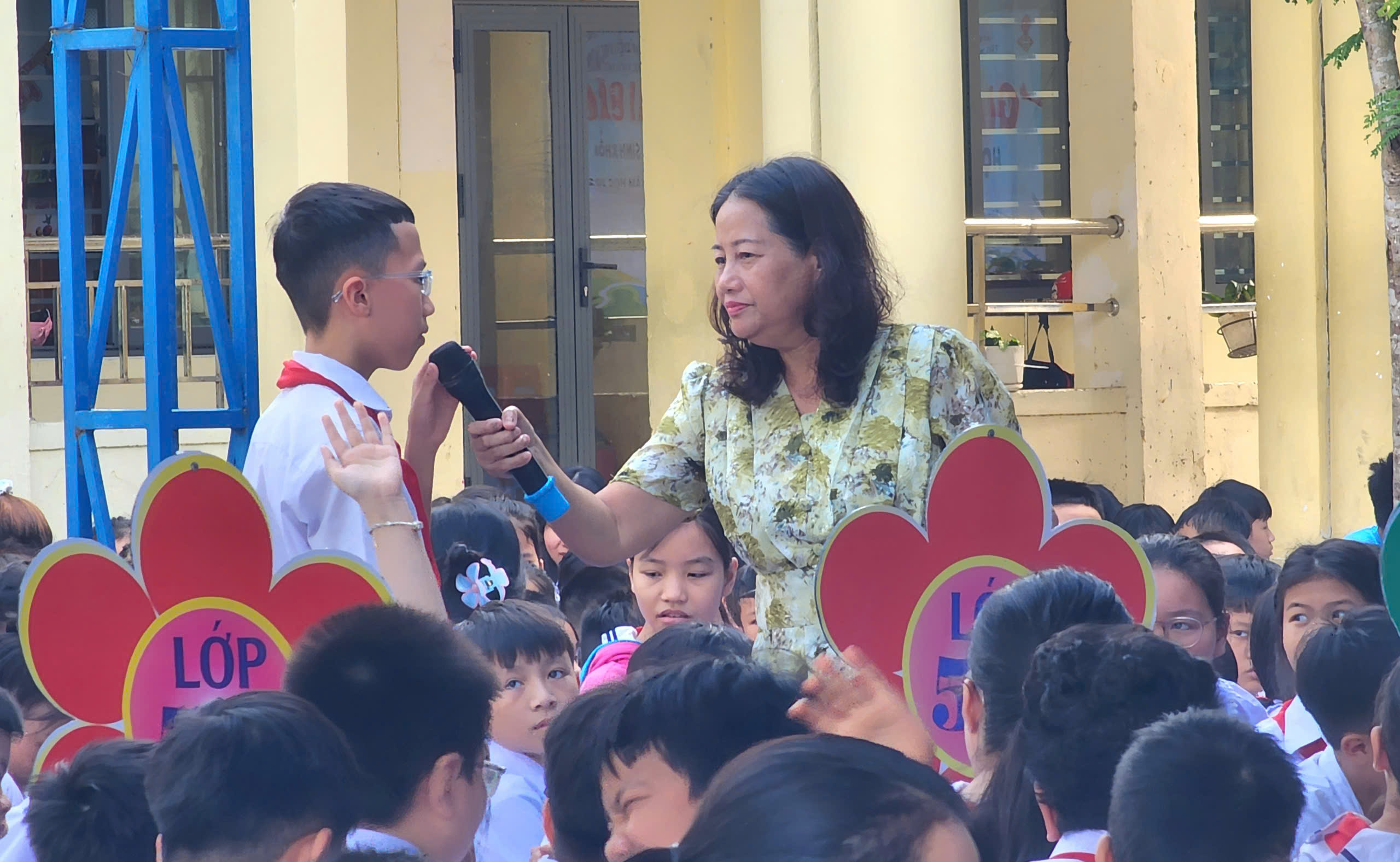 Hội Luật gia Đà Nẵng tuyên truyền Luật Trẻ em và tư vấn pháp luật cho học sinh tiểu học- Ảnh 4. Hội Luật gia Đà Nẵng tuyên truyền Luật Trẻ em và tư vấn pháp luật cho học sinh tiểu học- Ảnh 4.
