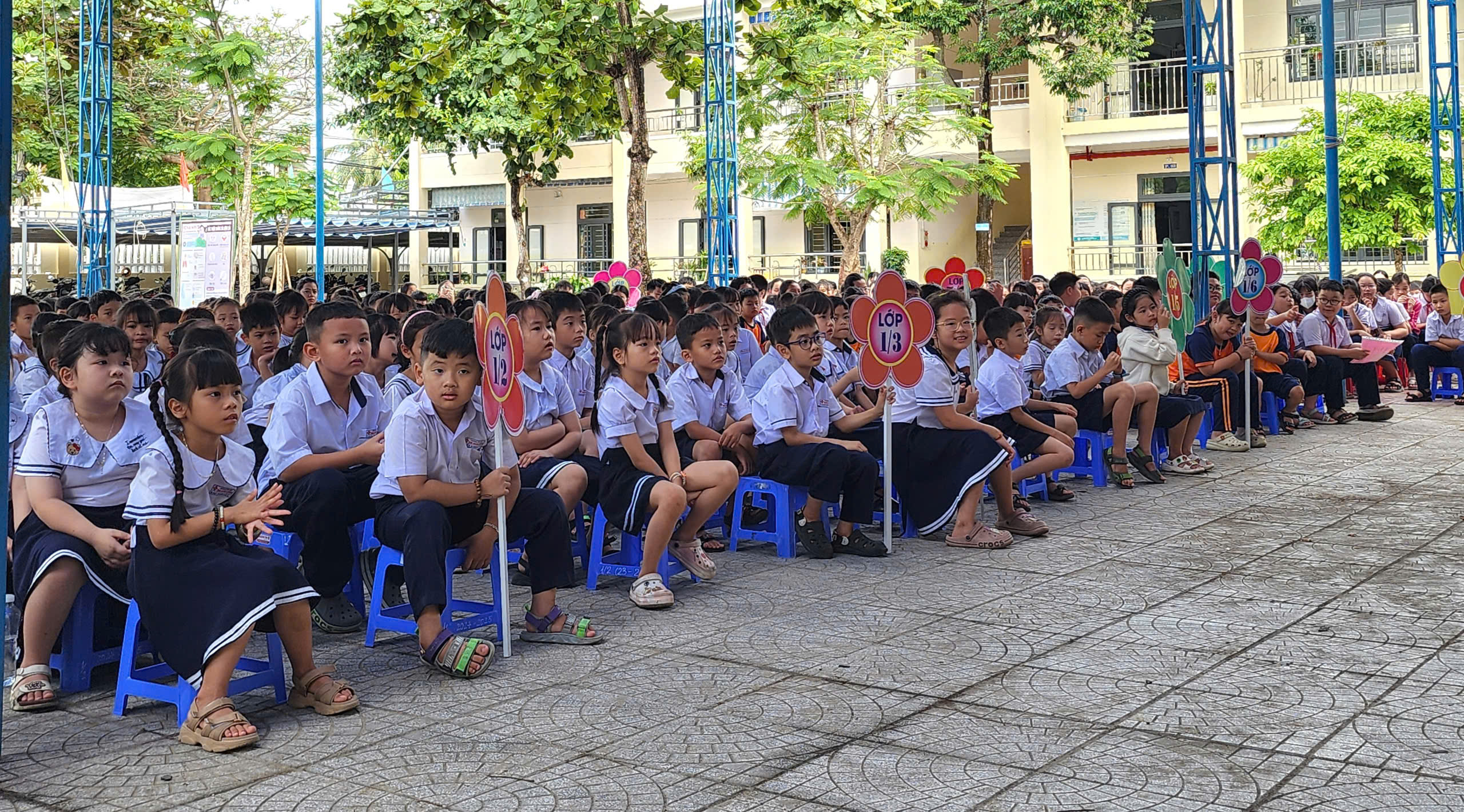 Hội Luật gia Đà Nẵng tuyên truyền Luật Trẻ em và tư vấn pháp luật cho học sinh tiểu học- Ảnh 5. Hội Luật gia Đà Nẵng tuyên truyền Luật Trẻ em và tư vấn pháp luật cho học sinh tiểu học- Ảnh 5.
