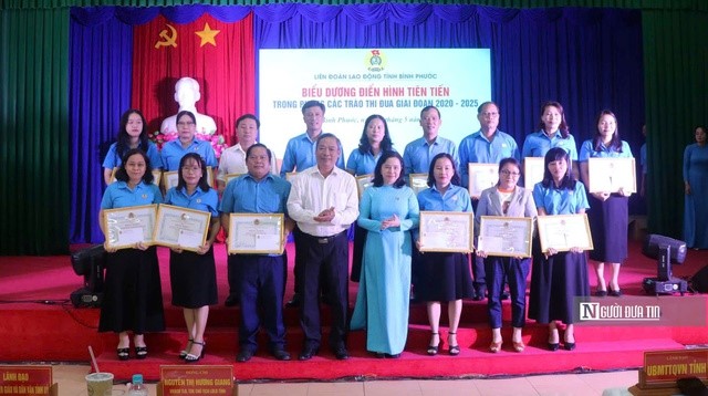 Bình Phước: Phát động Tháng Công nhân - Tháng hành động về an toàn vệ sinh lao động năm 2025- Ảnh 6. Bình Phước: Phát động Tháng Công nhân - Tháng hành động về an toàn vệ sinh lao động năm 2025- Ảnh 6.