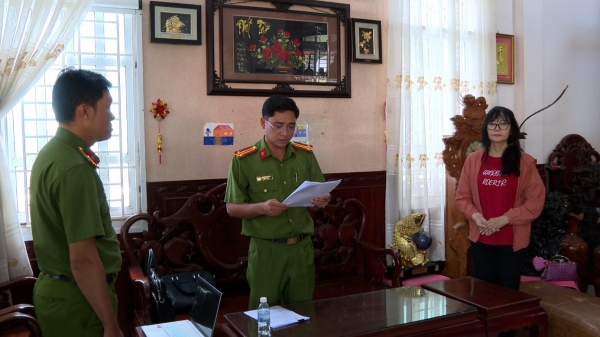 Khởi tố cựu Giám đốc Công ty Xổ số kiến thiết Bạc Liêu cùng 2 thuộc cấp- Ảnh 1. Khởi tố cựu Giám đốc Công ty Xổ số kiến thiết Bạc Liêu cùng 2 thuộc cấp- Ảnh 1.