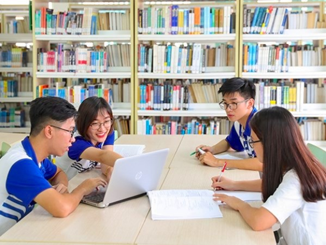 Đại học Quốc gia Hà Nội rút ngắn thời gian đào tạo cử nhân còn 2,5-3 năm- Ảnh 1. Đại học Quốc gia Hà Nội rút ngắn thời gian đào tạo cử nhân còn 2,5-3 năm- Ảnh 1.