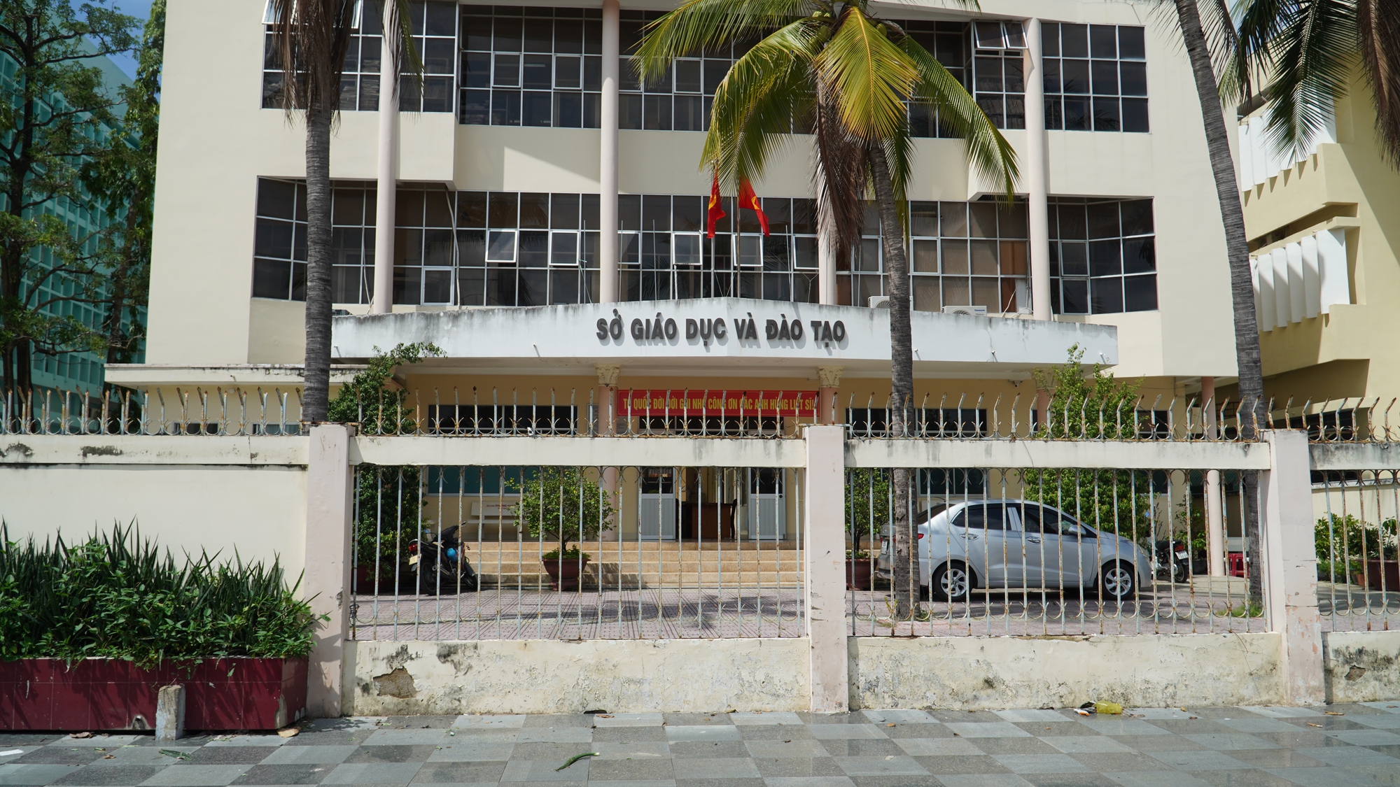 Bình Thuận: Nhiều cơ sở dạy thêm, học thêm vi phạm, giáo viên tự ý chiêu sinh, thu học phí- Ảnh 1. Bình Thuận: Nhiều cơ sở dạy thêm, học thêm vi phạm, giáo viên tự ý chiêu sinh, thu học phí- Ảnh 1.