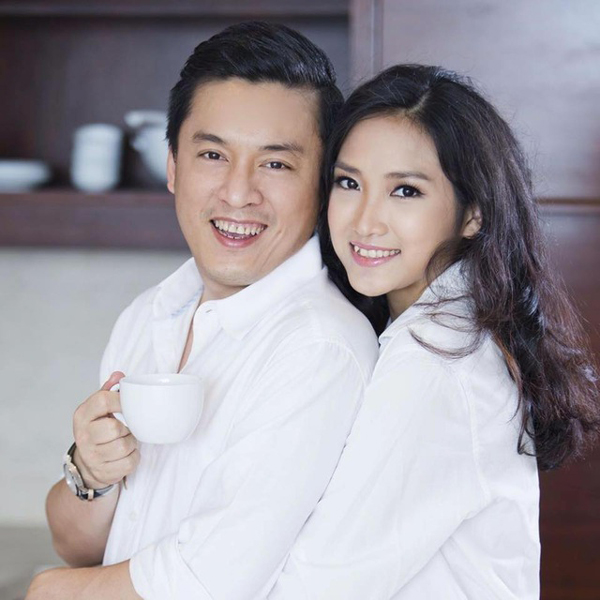 Lên chức ở tuổi 51, "anh hai" Lam Trường hạnh phúc viên mãn bên vợ trẻ- Ảnh 4. Lên chức ở tuổi 51, "anh hai" Lam Trường hạnh phúc viên mãn bên vợ trẻ- Ảnh 4.