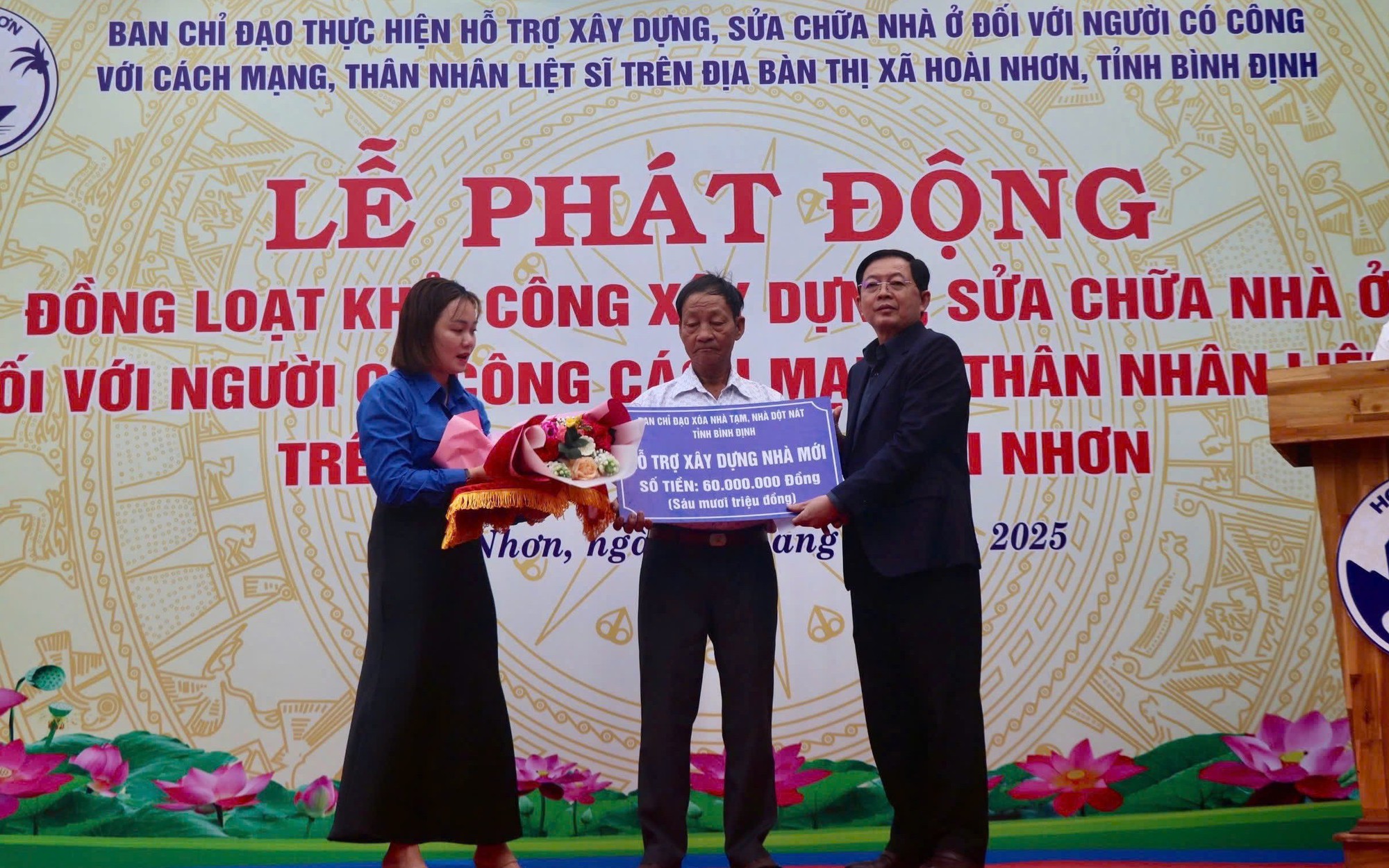 Bình Định dẫn đầu cả nước về chỉ số phục vụ người dân và doanh nghiệp- Ảnh 2. Bình Định hoàn thành chương trình xóa nhà tạm, nhà dột nát