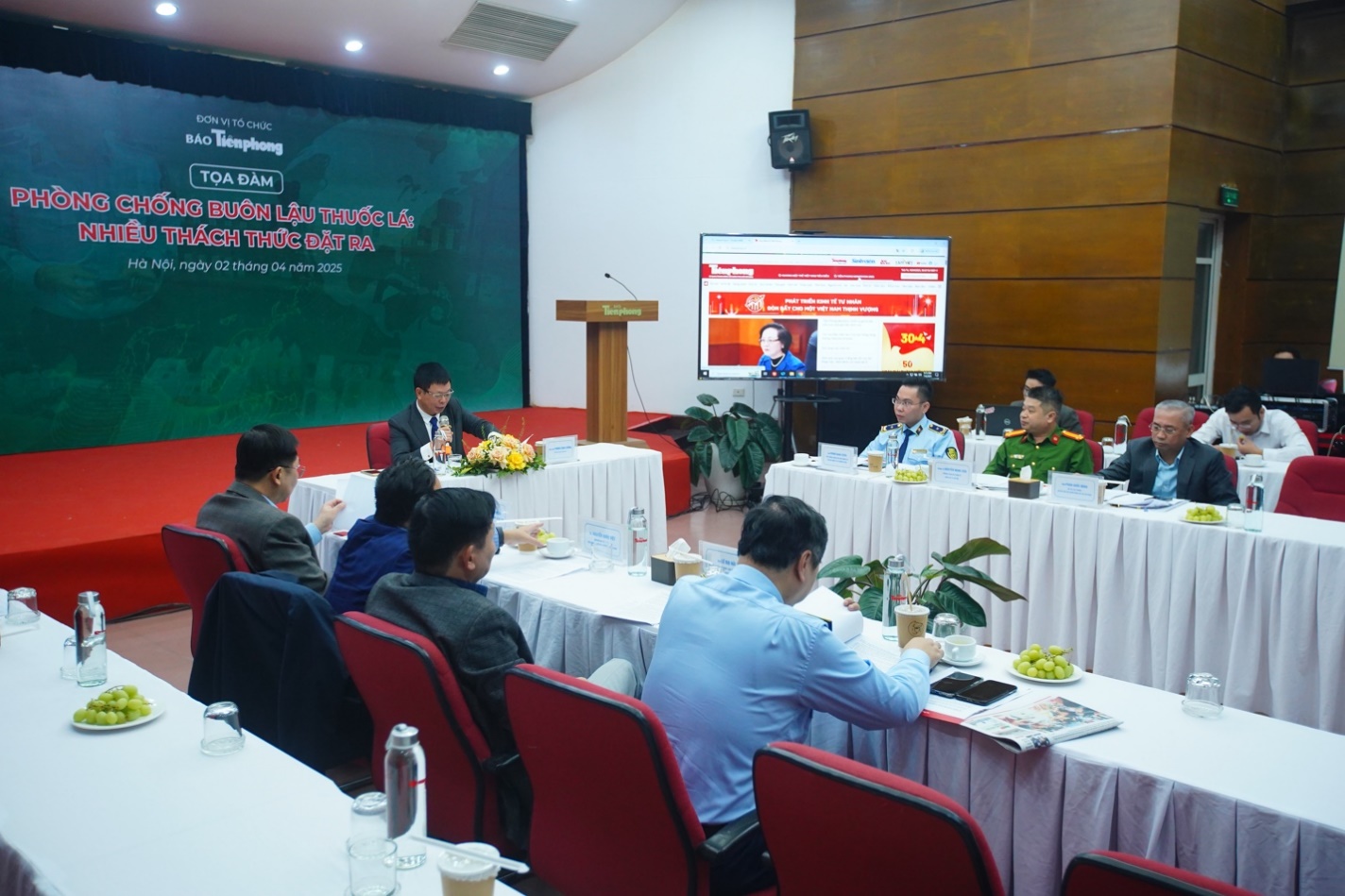 Phòng chống buôn lậu thuốc lá: Nhiều thách thức đặt ra- Ảnh 1. Phòng chống buôn lậu thuốc lá: Nhiều thách thức đặt ra- Ảnh 1.