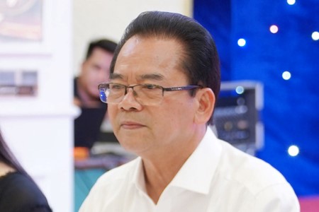 Đại tá, NSND Trần Nhượng tuổi 73 vẫn miệt mài đi diễn- Ảnh 2. Đại tá, NSND Trần Nhượng tuổi 73 vẫn miệt mài đi diễn- Ảnh 2.