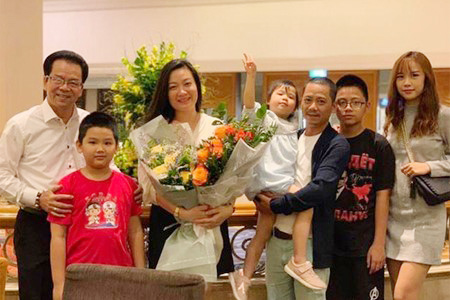 Đại tá, NSND Trần Nhượng tuổi 73 vẫn miệt mài đi diễn- Ảnh 5. Đại tá, NSND Trần Nhượng tuổi 73 vẫn miệt mài đi diễn- Ảnh 5.