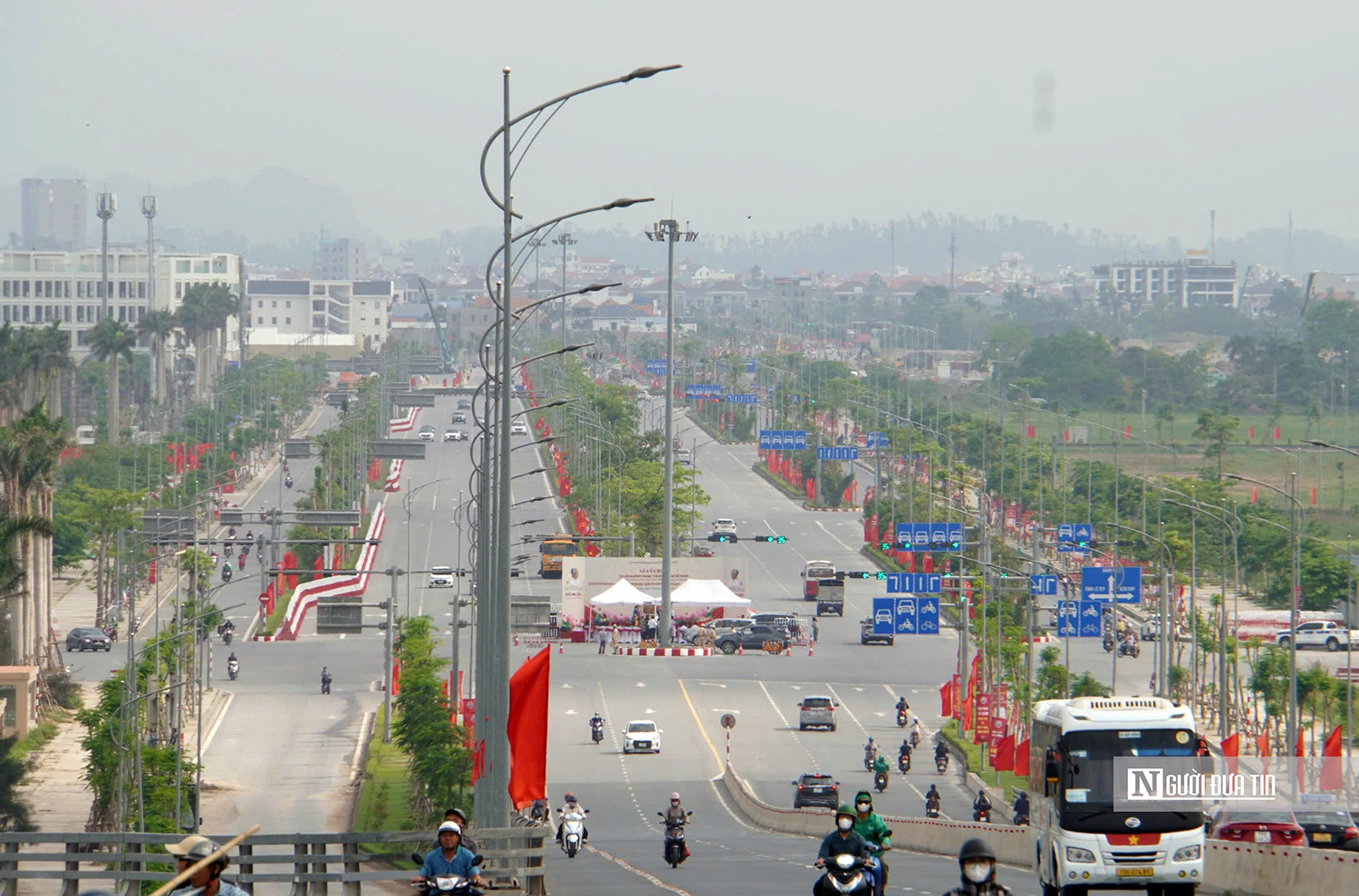 Hải Phòng: Gắn biển tuyến đường mang tên cố Tổng Bí thư Đỗ Mười- Ảnh 1. Hải Phòng: Gắn biển tuyến đường mang tên cố Tổng Bí thư Đỗ Mười- Ảnh 1.