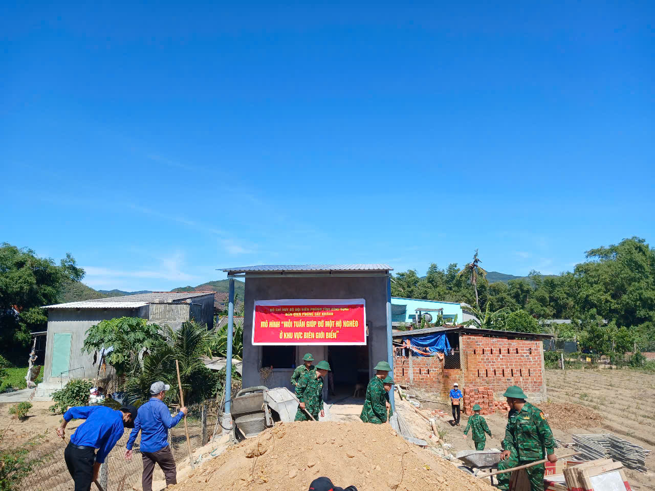 Bình Định hoàn thành chương trình xóa nhà tạm, nhà dột nát- Ảnh 3. Bình Định hoàn thành chương trình xóa nhà tạm, nhà dột nát- Ảnh 3.