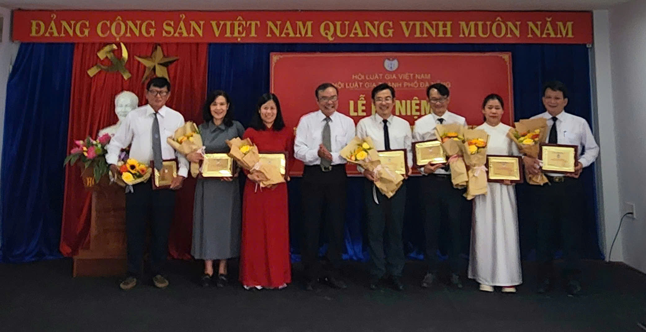 Hội Luật gia Đà Nẵng tổ chức kỷ niệm 135 năm ngày sinh Chủ tịch Hồ Chí Minh- Ảnh 3. Hội Luật gia Đà Nẵng tổ chức kỷ niệm 135 năm ngày sinh Chủ tịch Hồ Chí Minh- Ảnh 3.