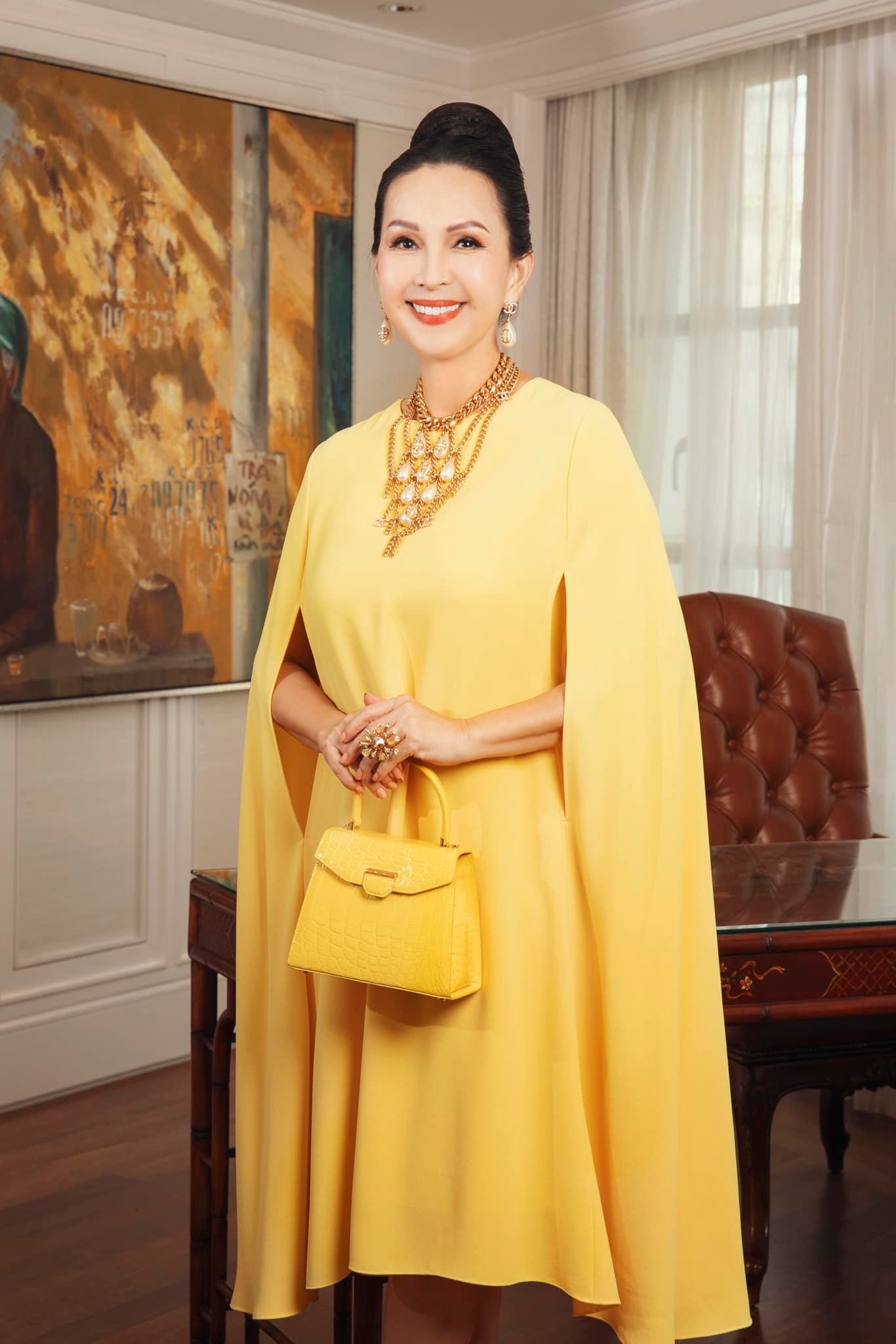 "Nữ hoàng ảnh lịch" Diễm My: Sở hữu biệt thự sang trọng 3.000m2 cùng du thuyền đắt đỏ, U70 nhan sắc vẫn rạng ngời- Ảnh 10. "Nữ hoàng ảnh lịch" Diễm My: Sở hữu biệt thự sang trọng 3.000m2 cùng du thuyền đắt đỏ, U70 nhan sắc vẫn rạng ngời- Ảnh 10.