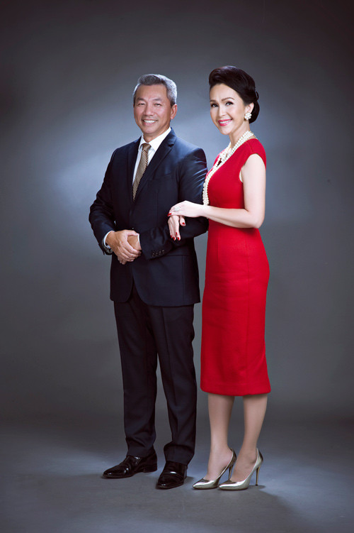 "Nữ hoàng ảnh lịch" Diễm My: Sở hữu biệt thự sang trọng 3.000m2 cùng du thuyền đắt đỏ, U70 nhan sắc vẫn rạng ngời- Ảnh 4. "Nữ hoàng ảnh lịch" Diễm My: Sở hữu biệt thự sang trọng 3.000m2 cùng du thuyền đắt đỏ, U70 nhan sắc vẫn rạng ngời- Ảnh 4.