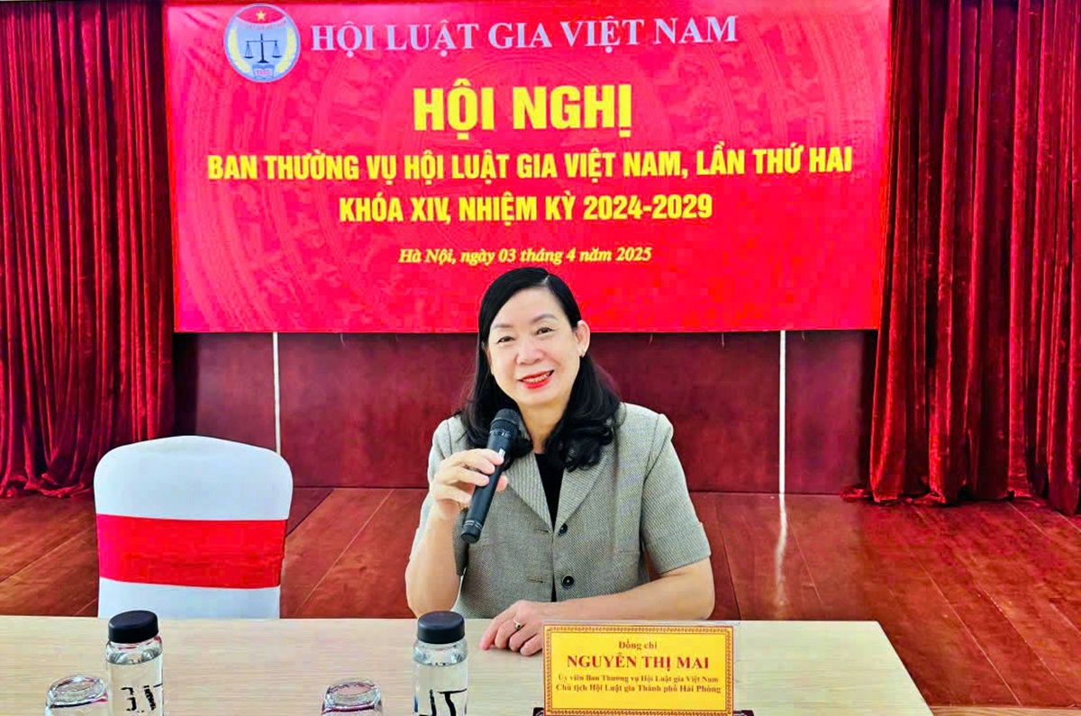Hội Luật gia cả nước đẩy mạnh lấy ý kiến sửa đổi Hiến pháp 2013- Ảnh 1. Hội Luật gia cả nước đẩy mạnh lấy ý kiến sửa đổi Hiến pháp 2013- Ảnh 1.