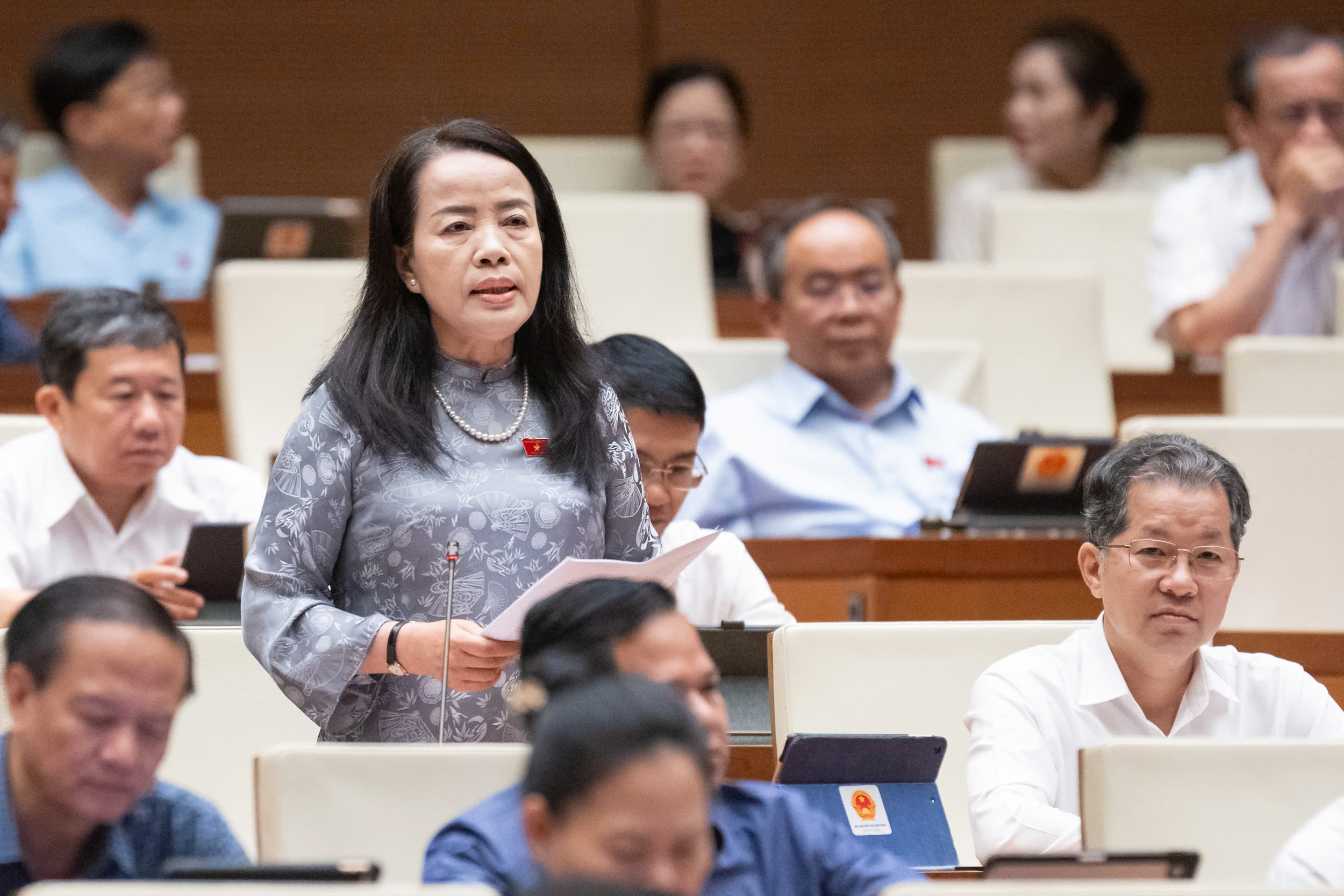ĐBQH: Cần giữ quyền được chất vấn Chánh án TAND, Viện trưởng VKSND- Ảnh 1. ĐBQH: Cần giữ quyền được chất vấn Chánh án TAND, Viện trưởng VKSND- Ảnh 1.