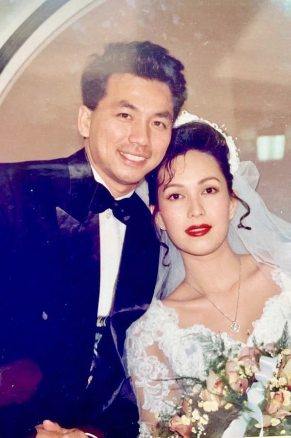 "Nữ hoàng ảnh lịch" Diễm My: Sở hữu biệt thự sang trọng 3.000m2 cùng du thuyền đắt đỏ, U70 nhan sắc vẫn rạng ngời- Ảnh 3. "Nữ hoàng ảnh lịch" Diễm My: Sở hữu biệt thự sang trọng 3.000m2 cùng du thuyền đắt đỏ, U70 nhan sắc vẫn rạng ngời- Ảnh 3.