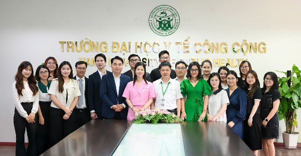 Trường Đại học Y tế Công cộng và Quỹ VinFuture hợp tác phòng chống - kiểm soát thuốc lá điện tử học đường- Ảnh 3. Trường Đại học Y tế Công cộng và Quỹ VinFuture hợp tác phòng chống - kiểm soát thuốc lá điện tử học đường- Ảnh 3.